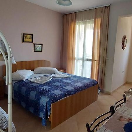 Villa Madani Durrës Exterior foto