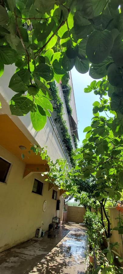 Villa Madani Durrës Exterior foto